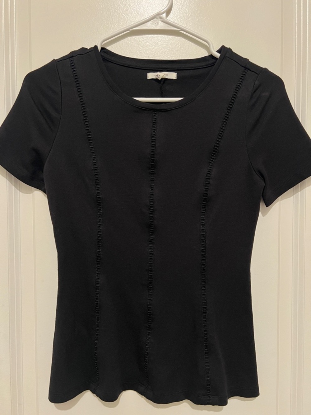 Maurices Black Short Sleeve Ribbed Seam Top